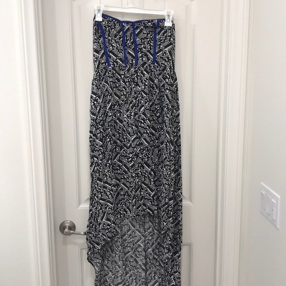 Strapless dress
